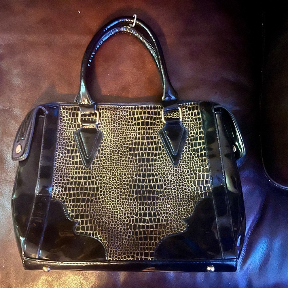 Women's Black Patent Croc-Embossed Satchel Handbag